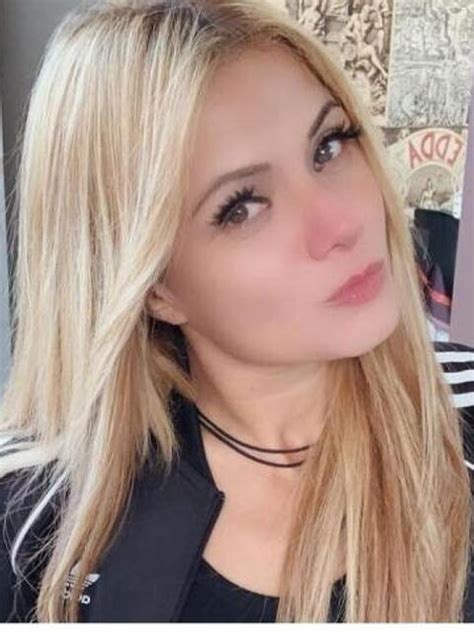 bakeca napoli donna cerca uomo|258 Escorts a Napoli ️ Annunci donna cerca uomo a Napoli